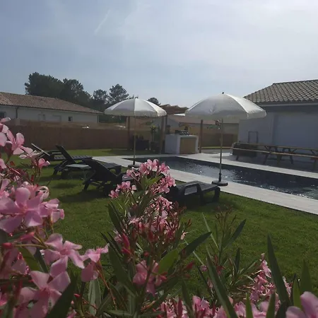 Maison Contemporaine Avec Piscine - 6-8 Pers. - Fr-1-877-26 Villa