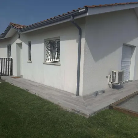Maison Contemporaine Avec Piscine - 6-8 Pers. - Fr-1-877-26 Villa
